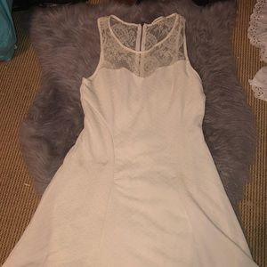 Cream lace stretchy mini dress
